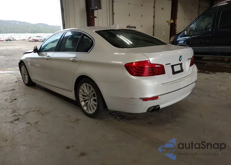 2015 BMW 528I xDrive z USA, uszkodzony, nr VIN WBA5A7C50FD626858